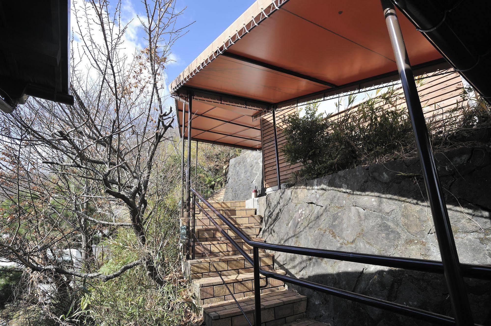 Hotel Chobo Sanso Yugawara Exterior photo
