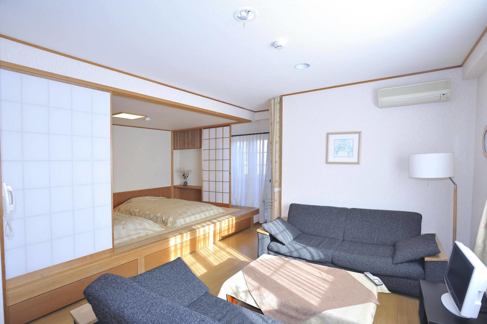 Hotel Chobo Sanso Yugawara Exterior photo